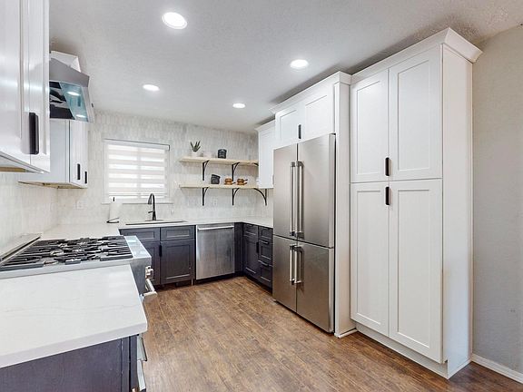 5th image of 8215 Pickard Ave NE