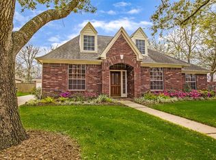 6922 Hearthside Dr, Sugar Land, TX 77479