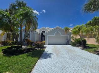 8384 Horseshoe Bay Rd, Boynton Beach, FL 33472