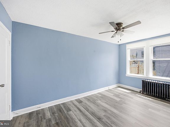 2nd image of 905 19th St NE APT 3