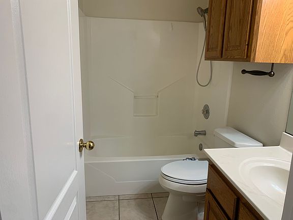 5th image of 3821 Brockhampton Ct