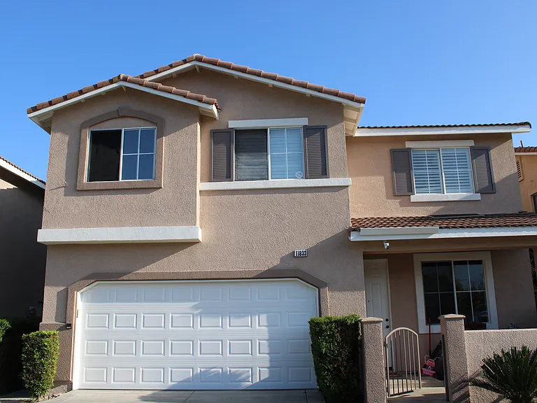 11833 Worcester Dr — Photo 31