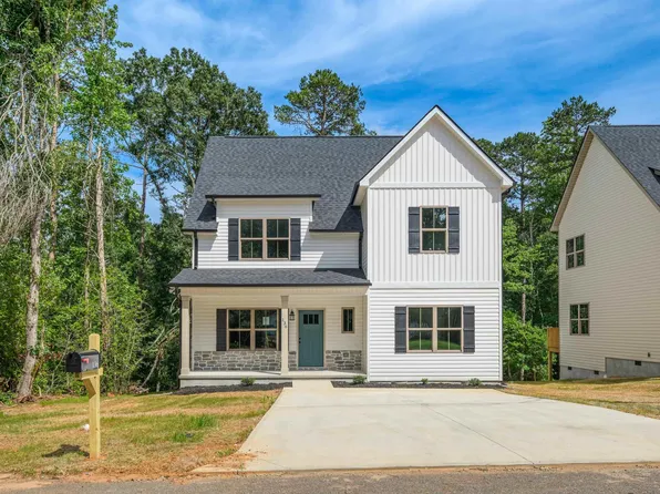 136 S Church St, Duncan, SC 29334