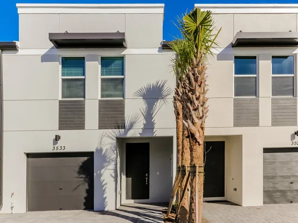 3533 Joshua Tree St, Palm Springs, FL 33461