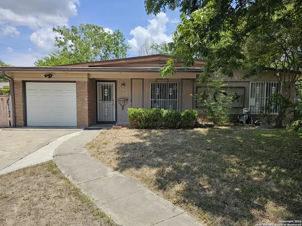 315 NOBHILL DR, San Antonio, TX 78228