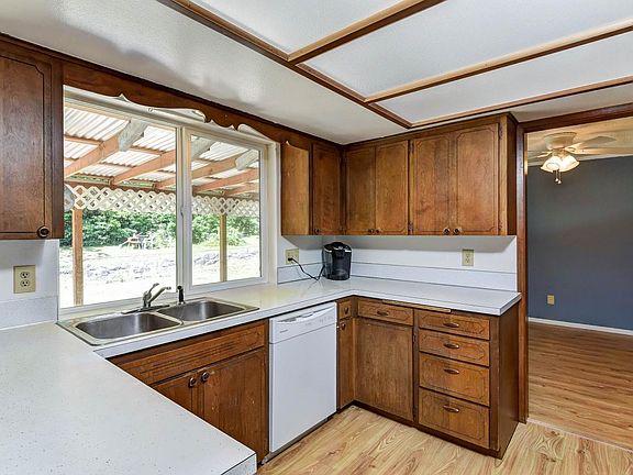 2nd image of 17509 123rd St SE