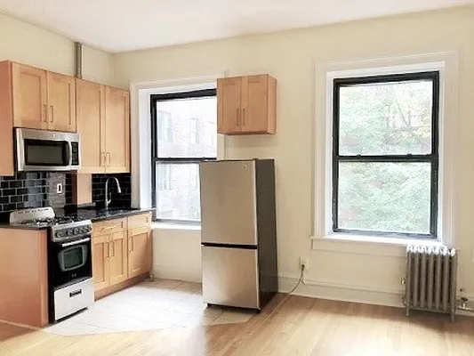 Rented by City Connections Realty | media 11