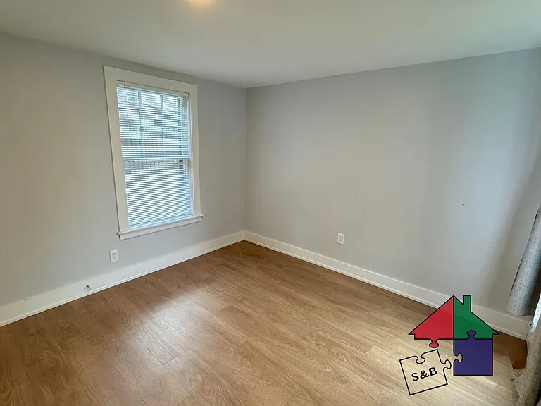 166 N Winooski Ave — Photo 19