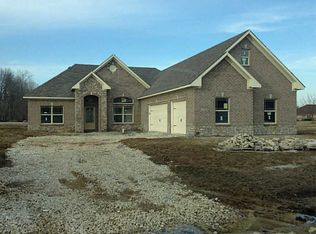 1014 White Oak Dr, Plainfield, IN 46168