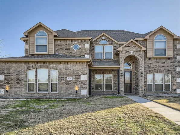 1526 Diamond Creek Ln, Kennedale, TX 76060