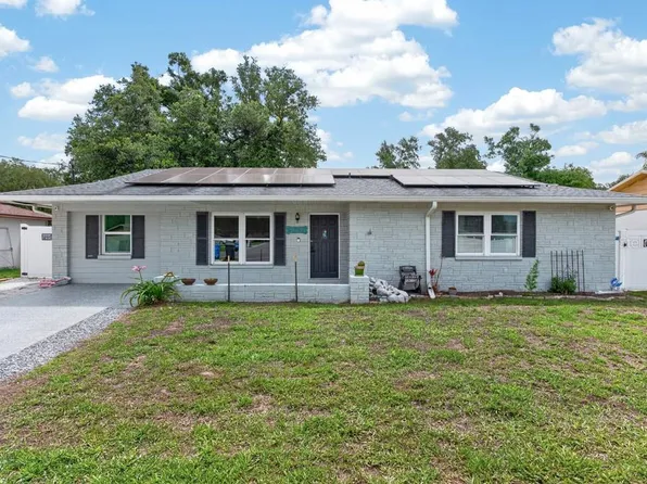 5127 Pine St, Seffner, FL 33584