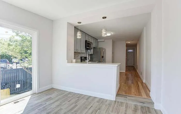 802 Mangold St — Photo 11