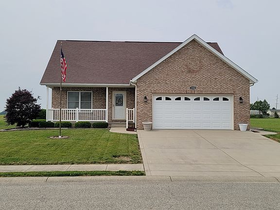 2nd image of 1306 W Daniel Dr