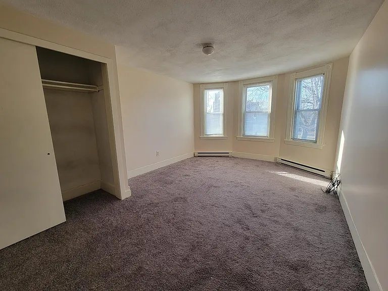 29 Pleasant St #C — Photo 7