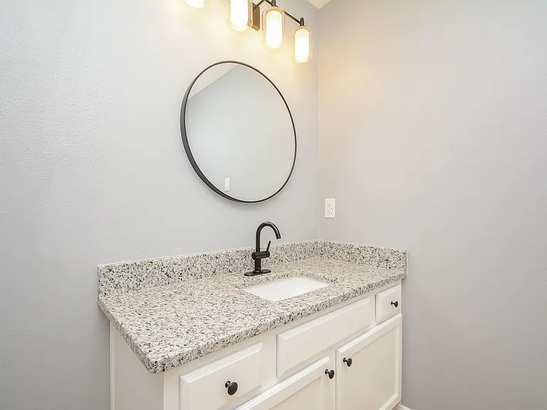 6418 Waldron Dr #B — Photo 14