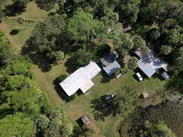 2655 Perch Rd, Geneva, FL 32732