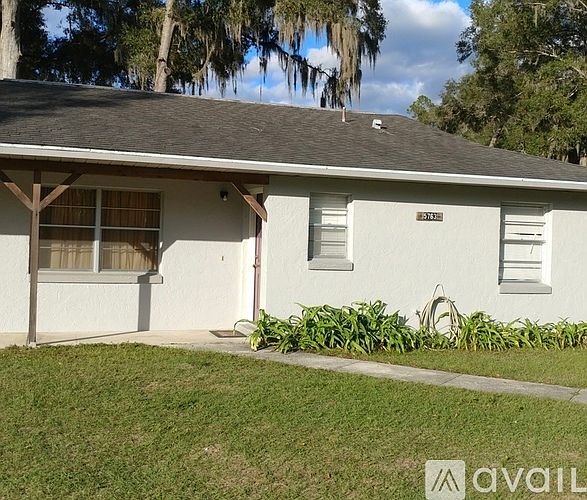 1st image of 5763 NE 33rd St