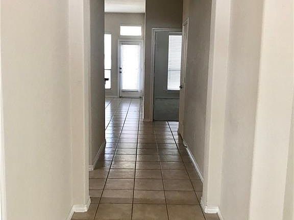 4th image of 1503 Majestic Meadows Dr