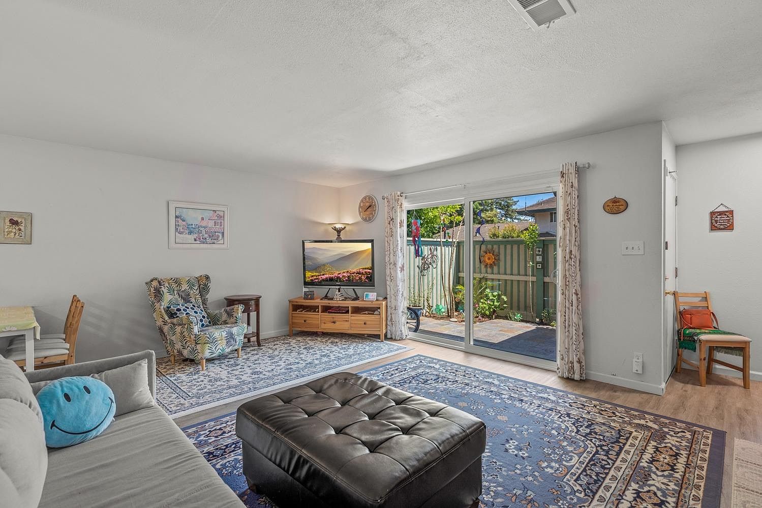 102 Roundtree Ct, Sacramento, CA 95831 Zillow