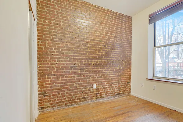 Rented by LG Fairmont Group | media 27