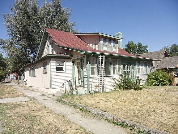 2nd image of 410 Warren Ave