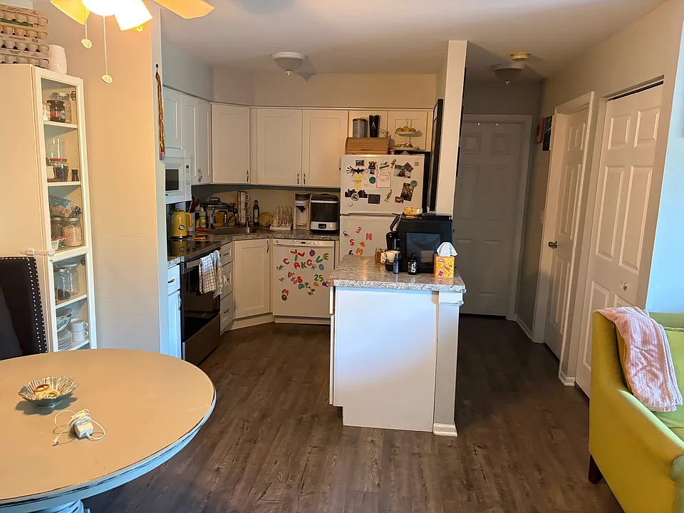 507 Dorchester Ct #207