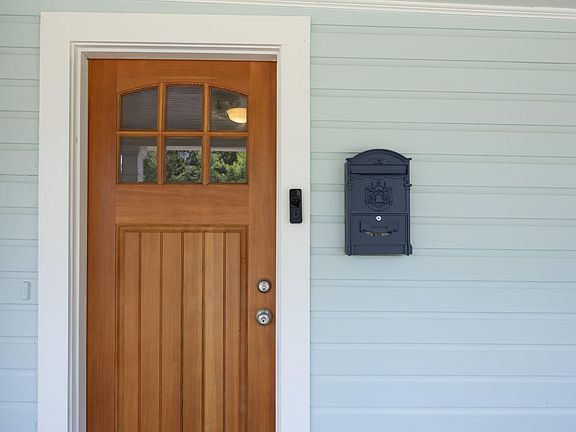 3rd image of 1702 E Main St