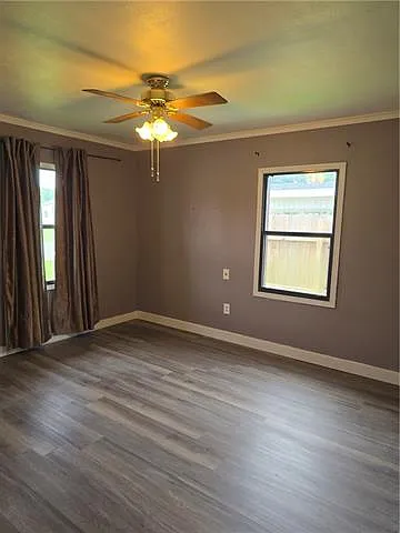 313 Barton Ave — Photo 14