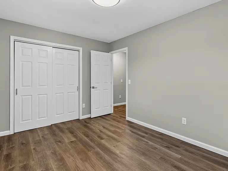 720 N Dixie Ave — Photo 6