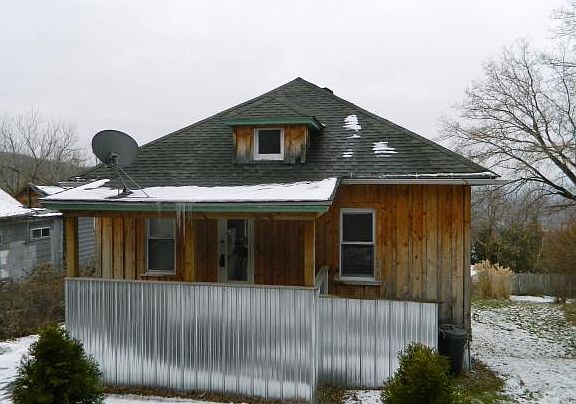 3rd image of 2349 Oswego St
