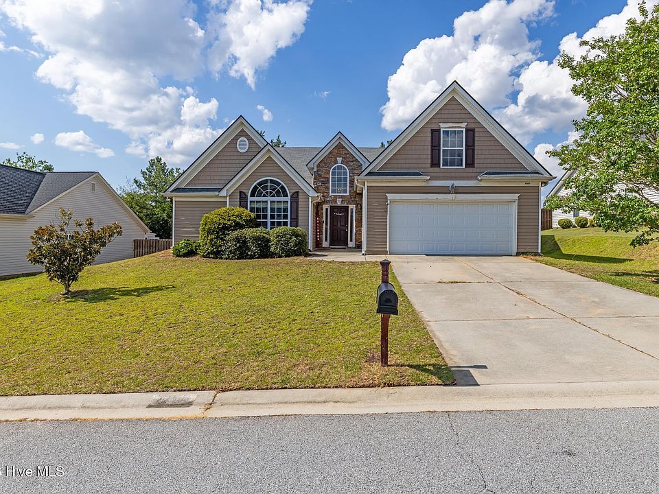 1st image of 4805 Apple Court