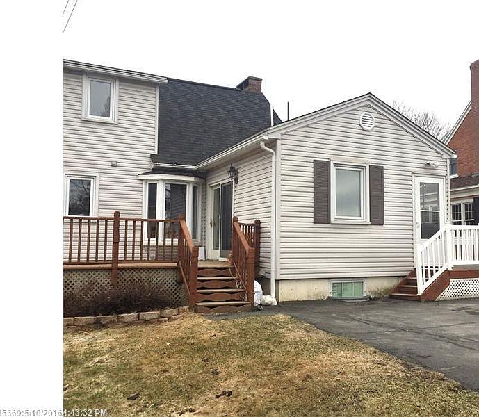 2nd image of 18 Pleasant St
