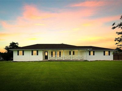 22922 Bedford Rd, Spring Hill, KS, 66083