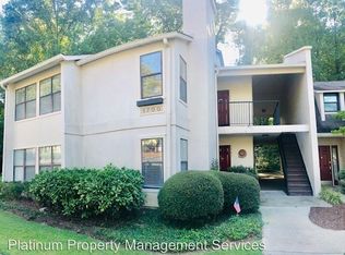 1702 Huntingdon Chase, Sandy Springs, GA 30350