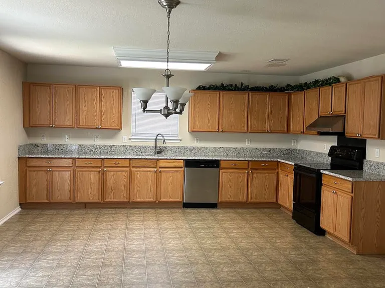 7230 Avery Rd — Photo 13