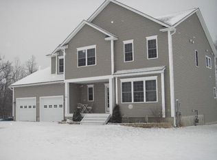 280 Raven Cir, Williston, VT 05495