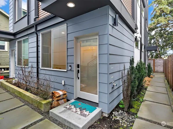 1428 24th Avenue #B, Seattle, WA 98122