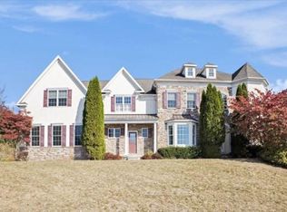 5 Cannon Hill Ln, Phoenixville, PA 19460