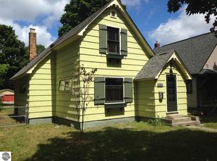 522 W 10th St, Traverse City, MI 49684