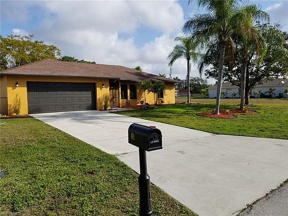 5th image of 411 SE 20th St
