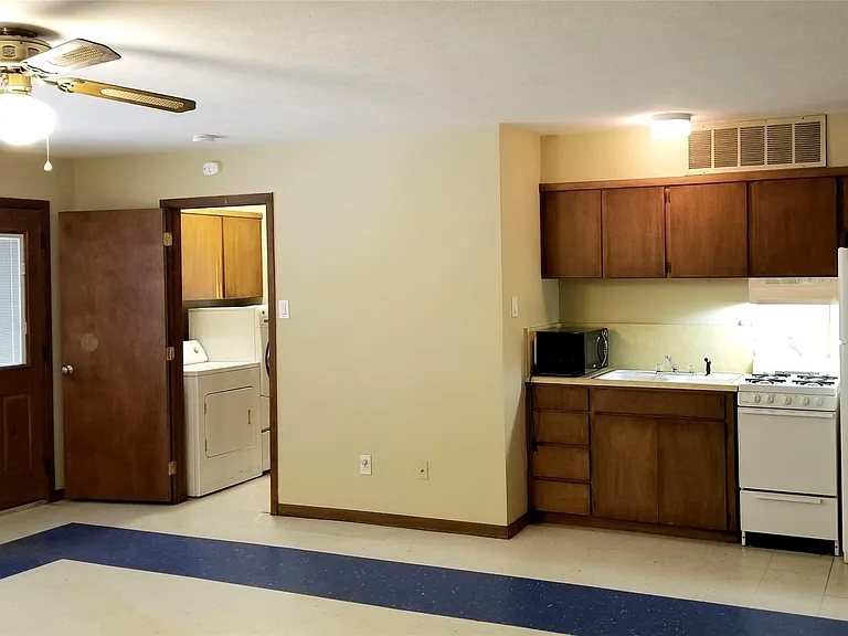 720 Mimosa Dr — Photo 7