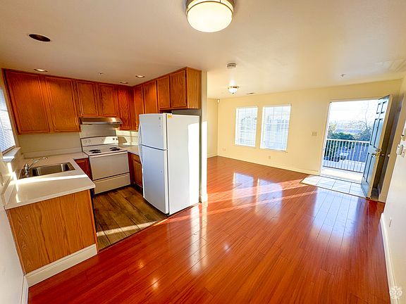 4th image of 2030 Miramonte Ave APT 8