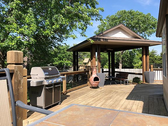 Large Outdoor Living Space