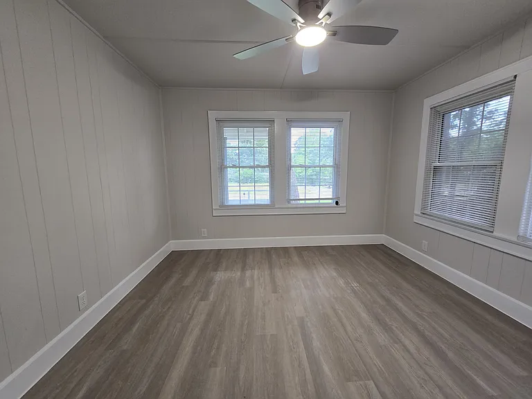 259 Wells St — Photo 11