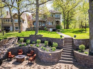 15941 Lakeshore Dr, Spirit Lake, IA 51360