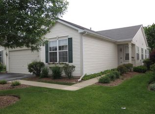 2246 Carillon Dr, Grayslake, IL 60030