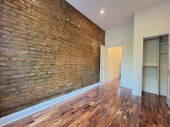 5th image of 494 Hudson St APT 3