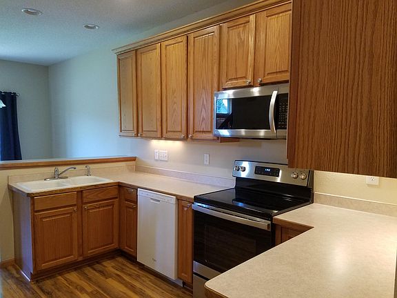2nd image of 13855 Hyacinth Dr