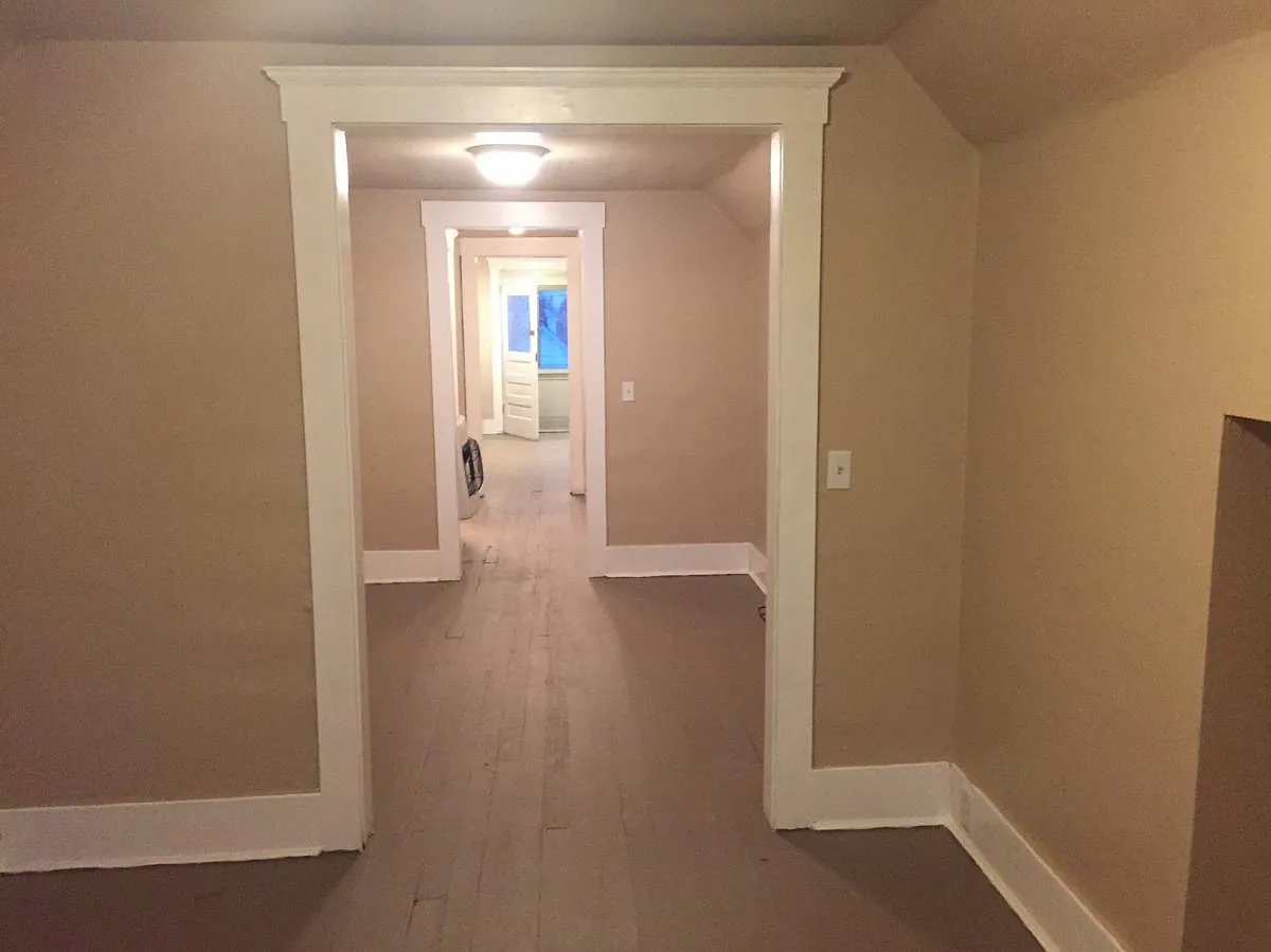 Building Photo - 3138 Trowbridge St #3
