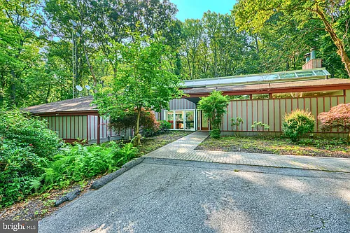 2101 Tufton Ave Photo 1